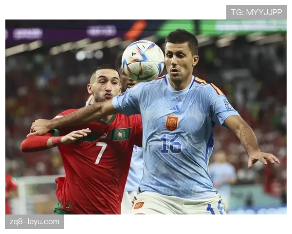 Lautaro头球建功展现精湛技艺，助力球队巩固竞争优势