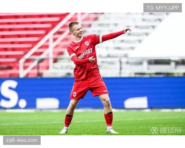 安特卫普中场强势发挥，助球队状态回升重返胜轨