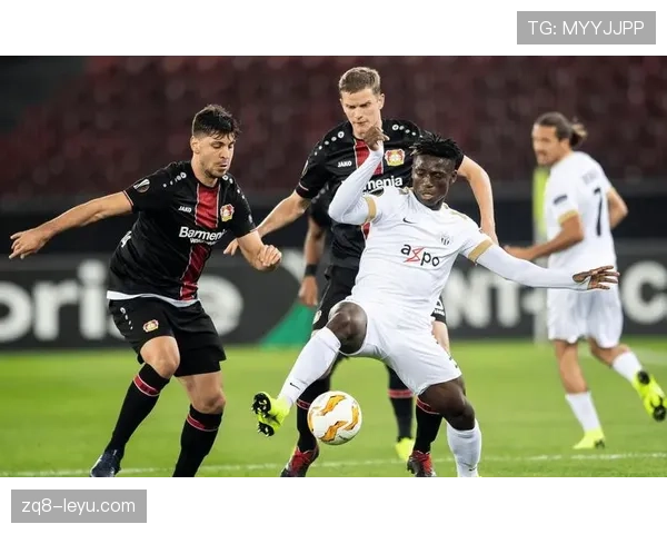 门兴战术升级显成效，精准配合重塑球队风格引关注